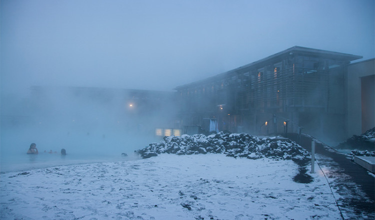 Huvudbyggnaden i Blå Lagunen, Grindavík Island