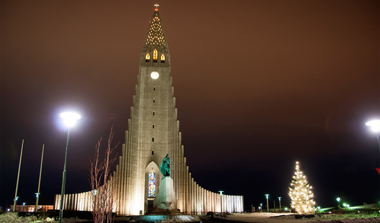 Hallgrímskirkja en kväll i januari, Reykjavik Island