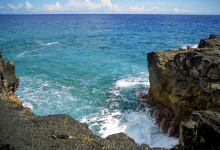 Kusten vid Alofagaa blowholes, Savaii Samoa