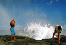 Anki och Peter vid Alofagaa blowholes, Samoa