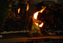 Elddans och Fiafia show på Aggie Greys, Samoa