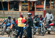 Män och motorcyklar i Narok, Kenya