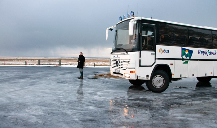 Isig väg vid Eyjafjallajökull vulkan Island