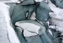 En liten glaciärsjö, Sólheimajökull, Island