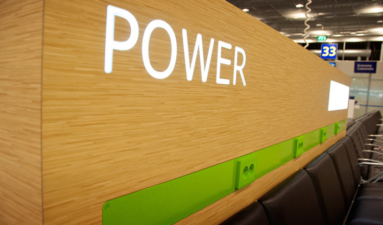 Free Power and Wifi at Helsinki Airport, Finland Free Power and Wifi at Helsinki Airport, Finland