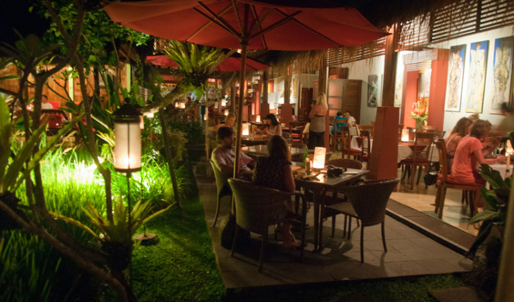 20120412-120-Three-Monkeys-Restaurant-Ubud
