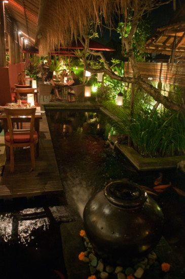 20120412-121-Three-Monkeys-Restaurant-Ubud