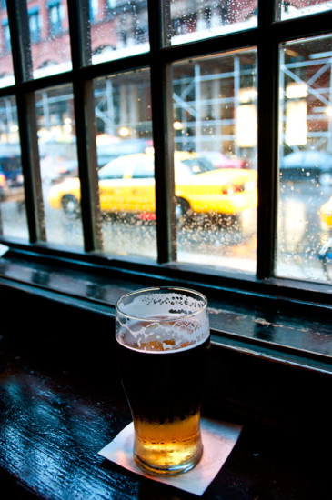 En öl med utsikt, Puck Fair Pub New York