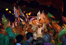 Karnevalstämning på Plataforma Sambashow, Leblon Rio de Janeiro