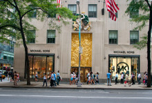 MIchael Kors på 610 Fifth Avenue, La Maison Francaise byggnaden, NYC