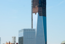 Freedom Tower utsikt från norr i nedre Manhattan, New York