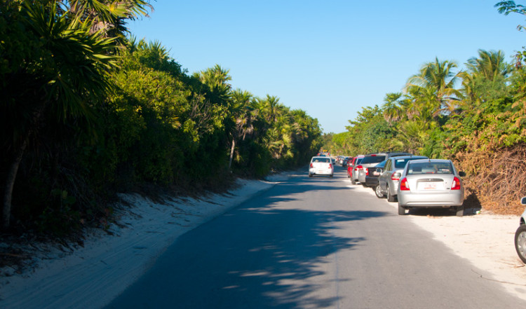 Strandvägen i norra Tulum