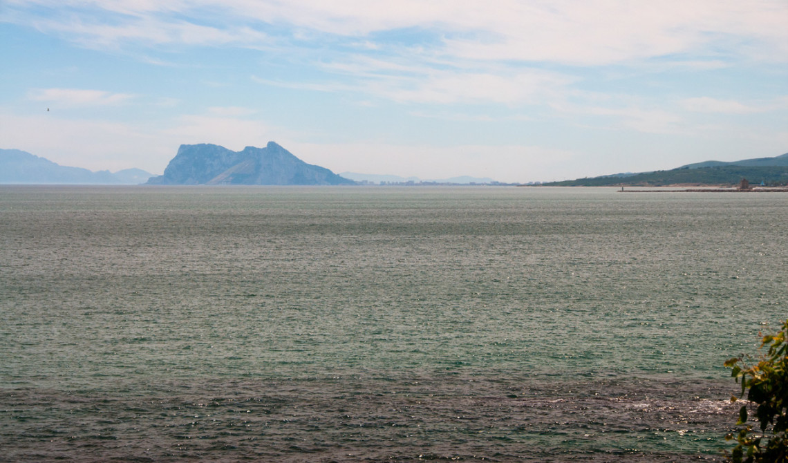Vy över Gibraltar från Punta Chullera