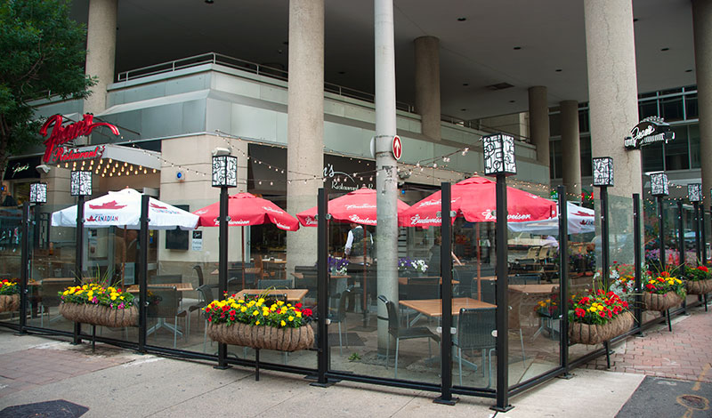 Frans Restaurant, Toronto