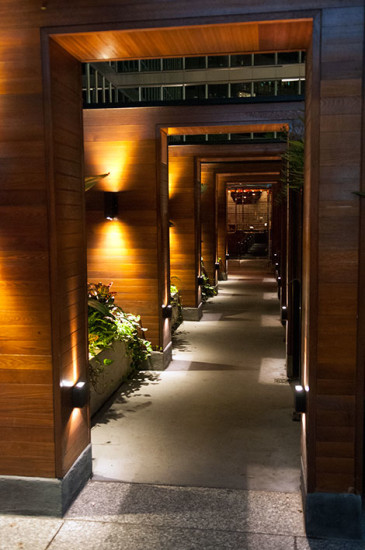 Ingång till Earls Kitchen & Bar, King Street Toronto