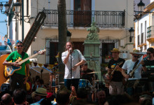 Live musik av Sótano Sur, Fiesta de la Vendimia, Manilva