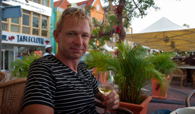 Lars på Iguana Café