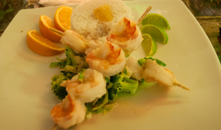 Lime marinerade räkor med kokosnötsris, Ginger Restaurant, Willemstad