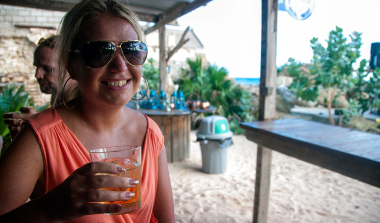 Anki på Rock Beach Bar, Willemstad