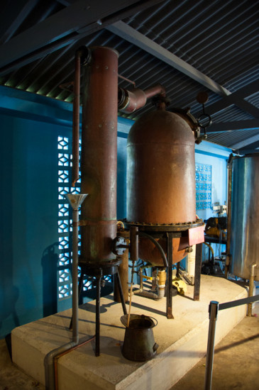 Utrustning som behövs för att tillverka likör, the Liqueur Factory, Willemstad