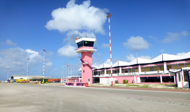 Flamingo Flygplas, Bonaire