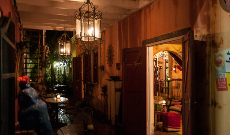 Mundo Bizarro, Willemstad