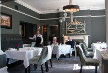 Frukostservering, Poets House, Ely