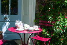Peacocks Tearooms pittoreska trädgård och servering, Ely