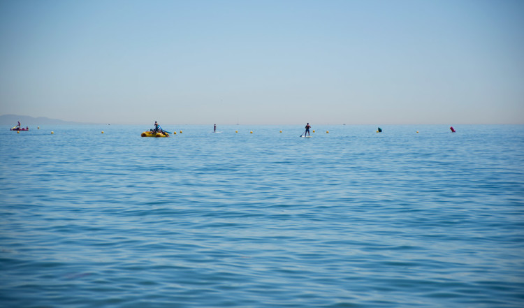 Vy över havet från Estepona strand