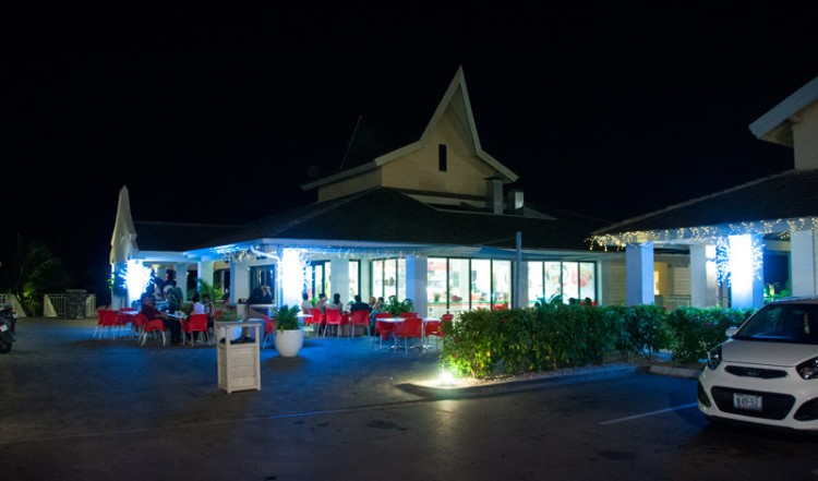 Glassbutik vid torget på Jan Thiel, Curacao