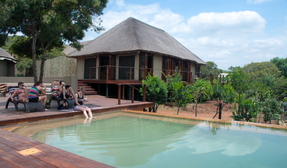 Poolen vid Thanda Tented Camp på Thanda Private Game Reserve