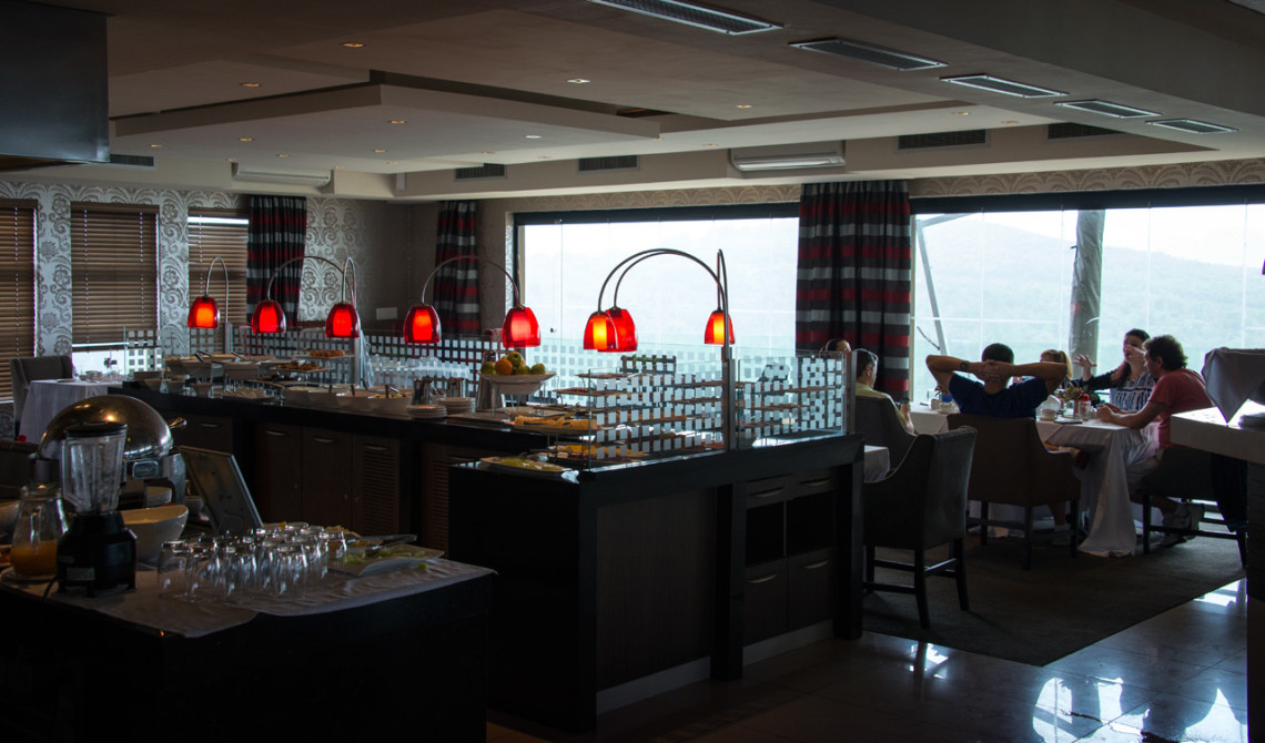 Frukostservering, Simola Hotel Country Club & Spa, Knysna