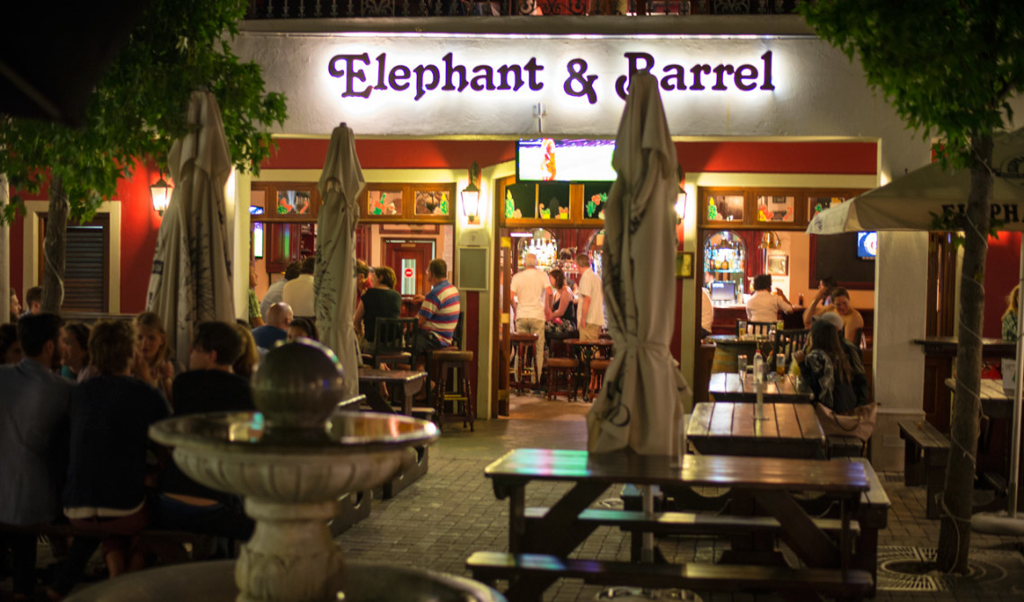Elephant and Barrel i Franschhoek