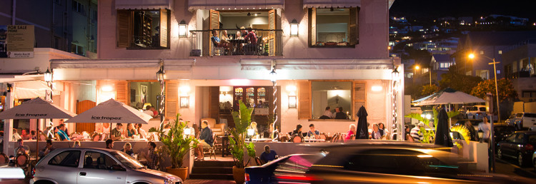 Top - The Grand Cafe & Society, Camps Bay, Sydafrika