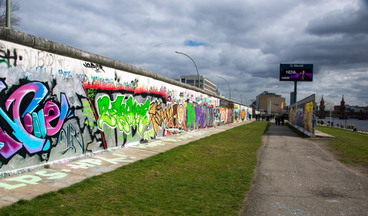East Side Gallery, Berlin Wall