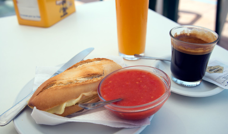 Frukost i Sabinillas