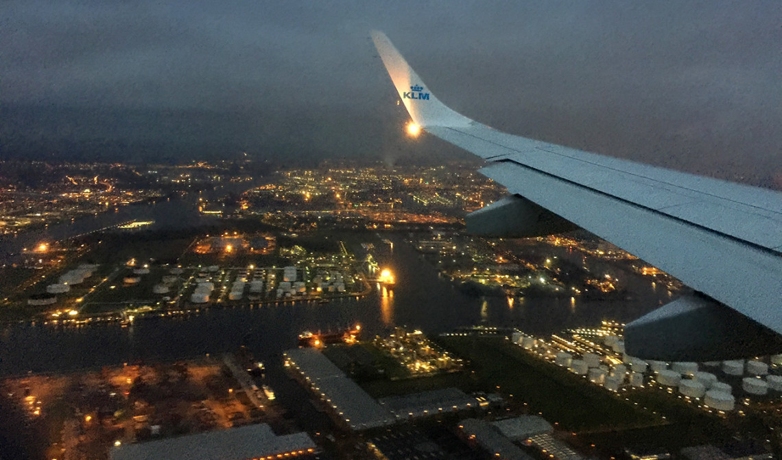 Landning med KLM tidig morgon i Amsterdam