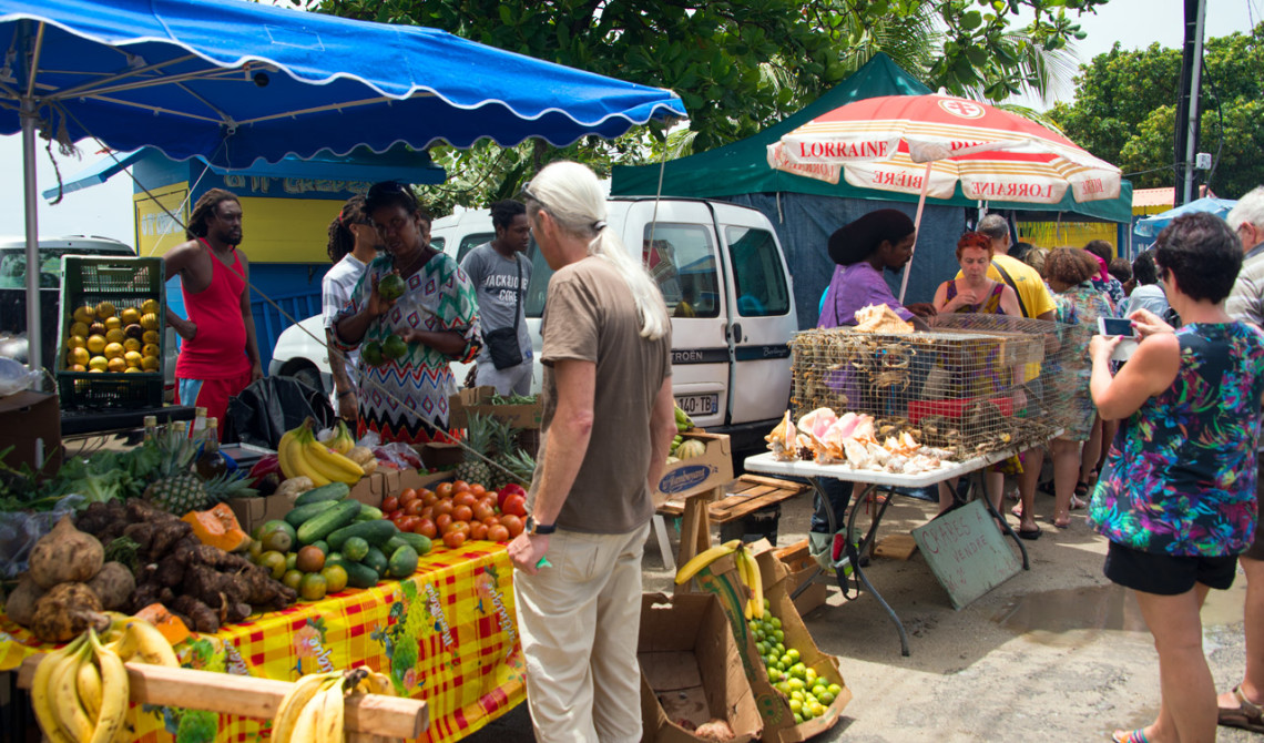 Marknad i Saint-Luce på Martinique