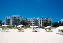 Stranden vid West Bay Club Resort sett från stranden, Turks & Caicos