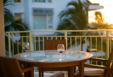 Solen börjar gå ner över West Bay Club Resort, Turks & Caicos