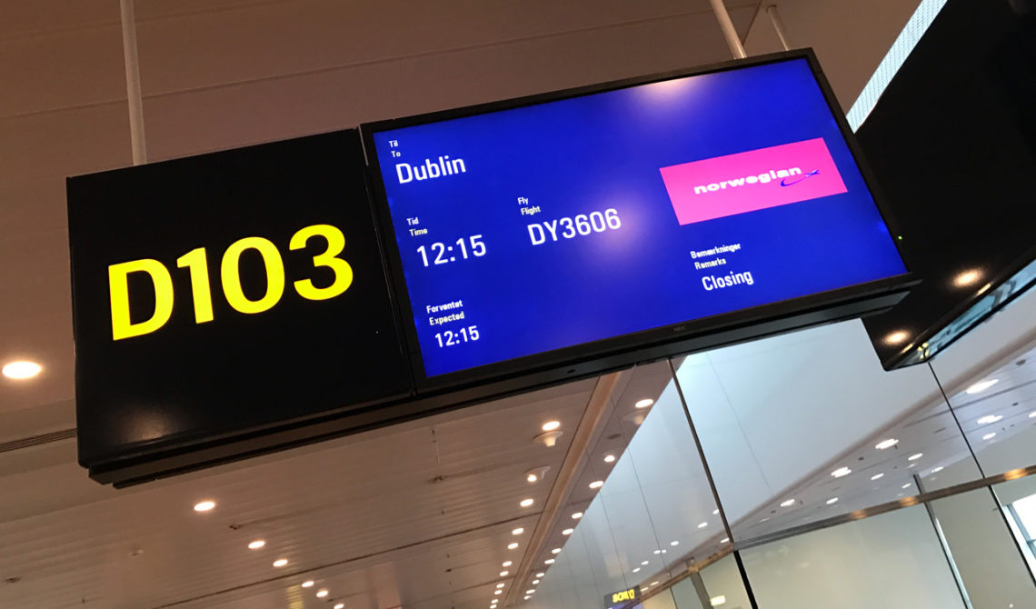 På väg ombord på Norwegians flyg till Dublin